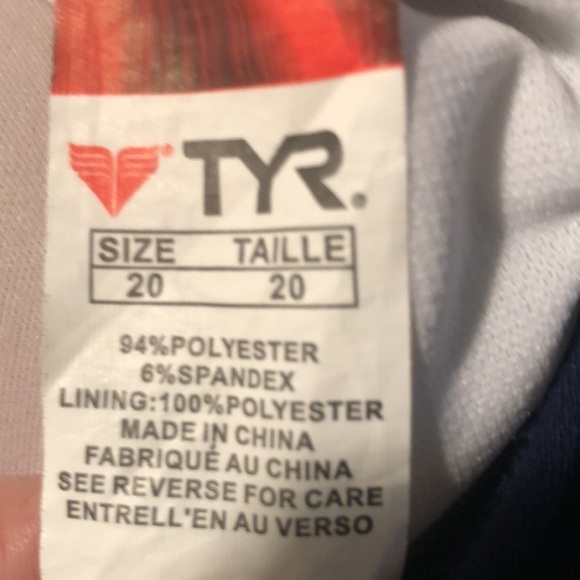 TYR Durafast Ruched 1 PC Swimsuit Sz. 20 Navy Shelf Padded Bra Full Coverage - Picture 7 of 8